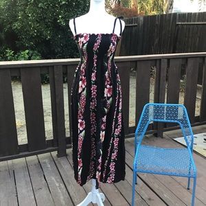 👗Favant Hawaii Floral Maxi Dress